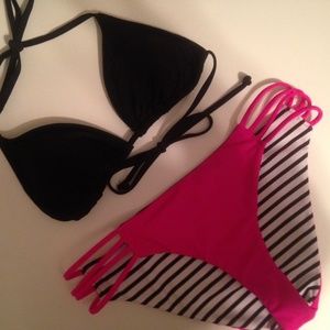 Reversible Black/White Stripe Pink String Bikini M